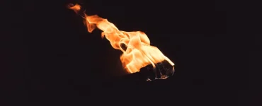 secrets captivants spectacles cracheurs feu manipulation flammes